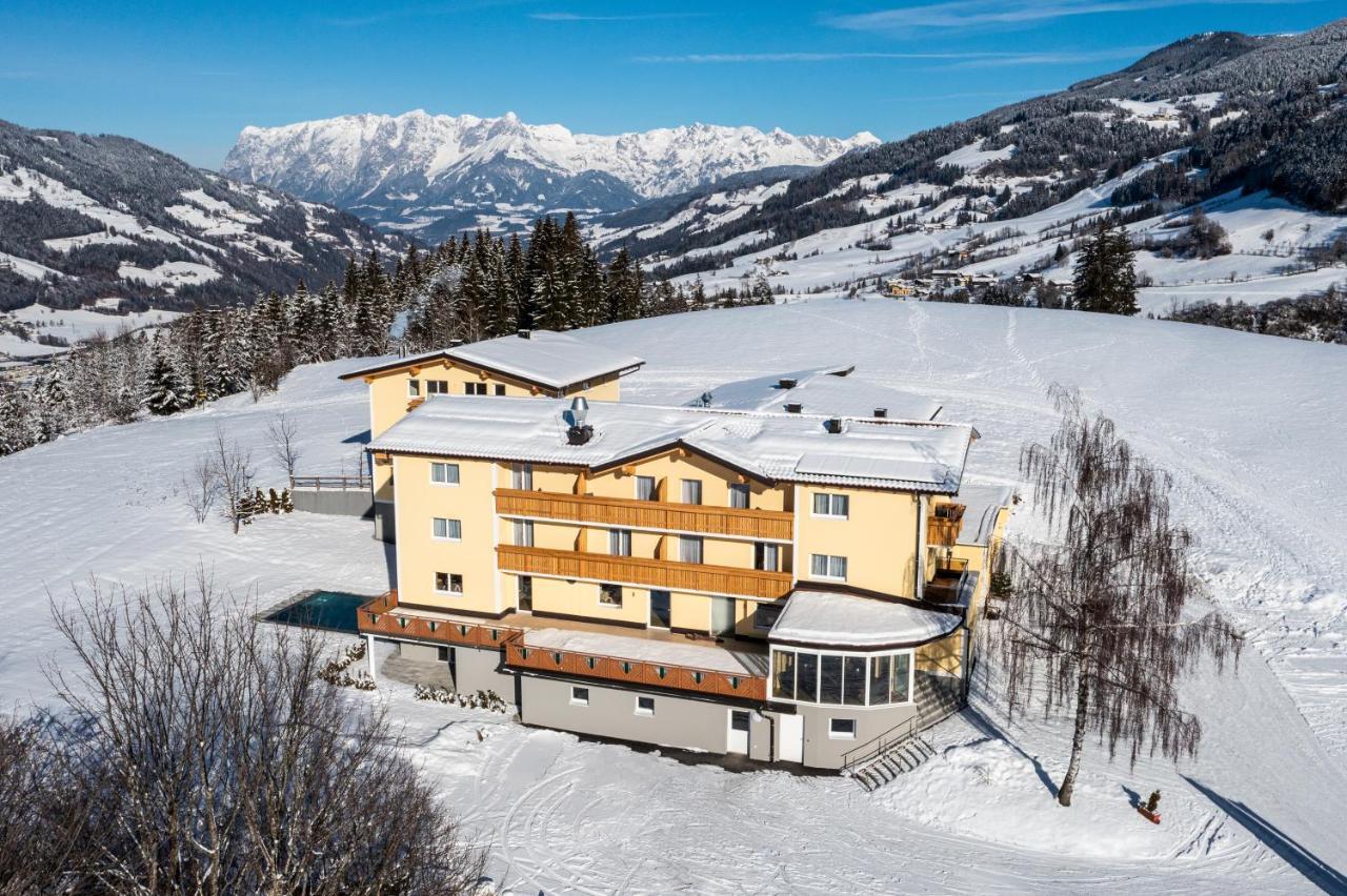 Der Alpenblick Hotel Sankt Johann im Pongau Exterior photo