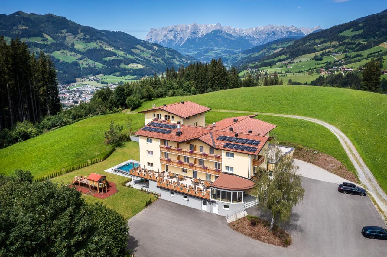 Der Alpenblick Hotel Sankt Johann im Pongau Exterior photo